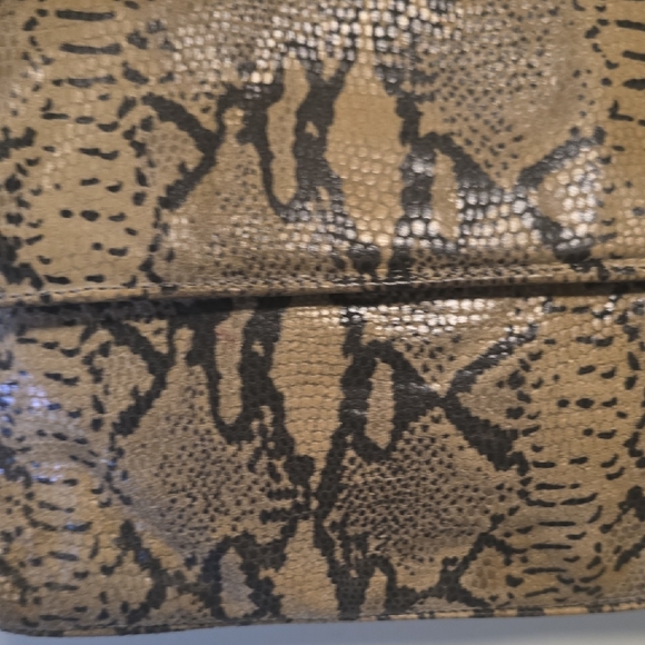 Lord & Taylor Brown and Black Shoulder Bag with Snakeskin Pattern - Picture 3 of 9